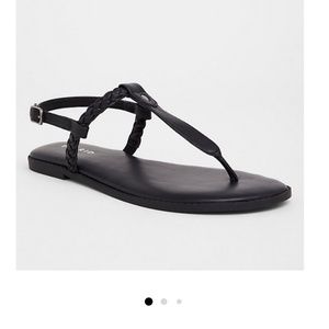 Size 9w Torrid sandals